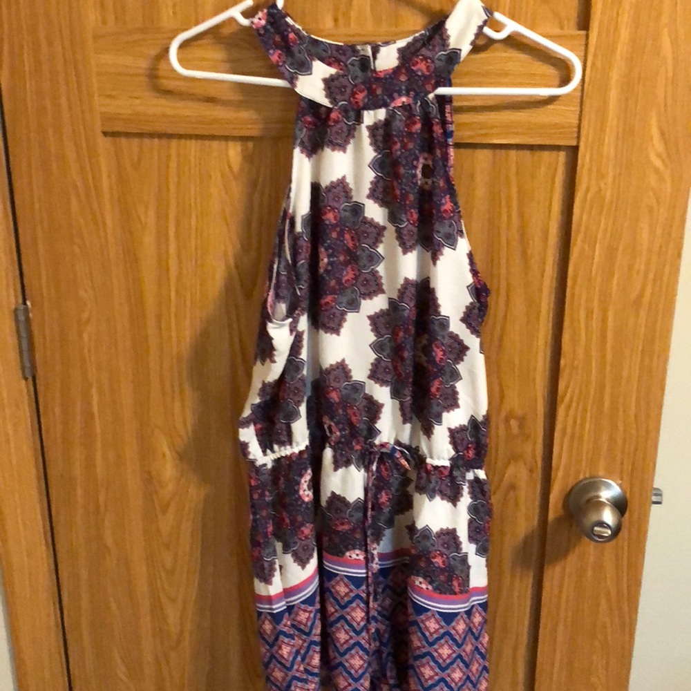 Size L floral print romper